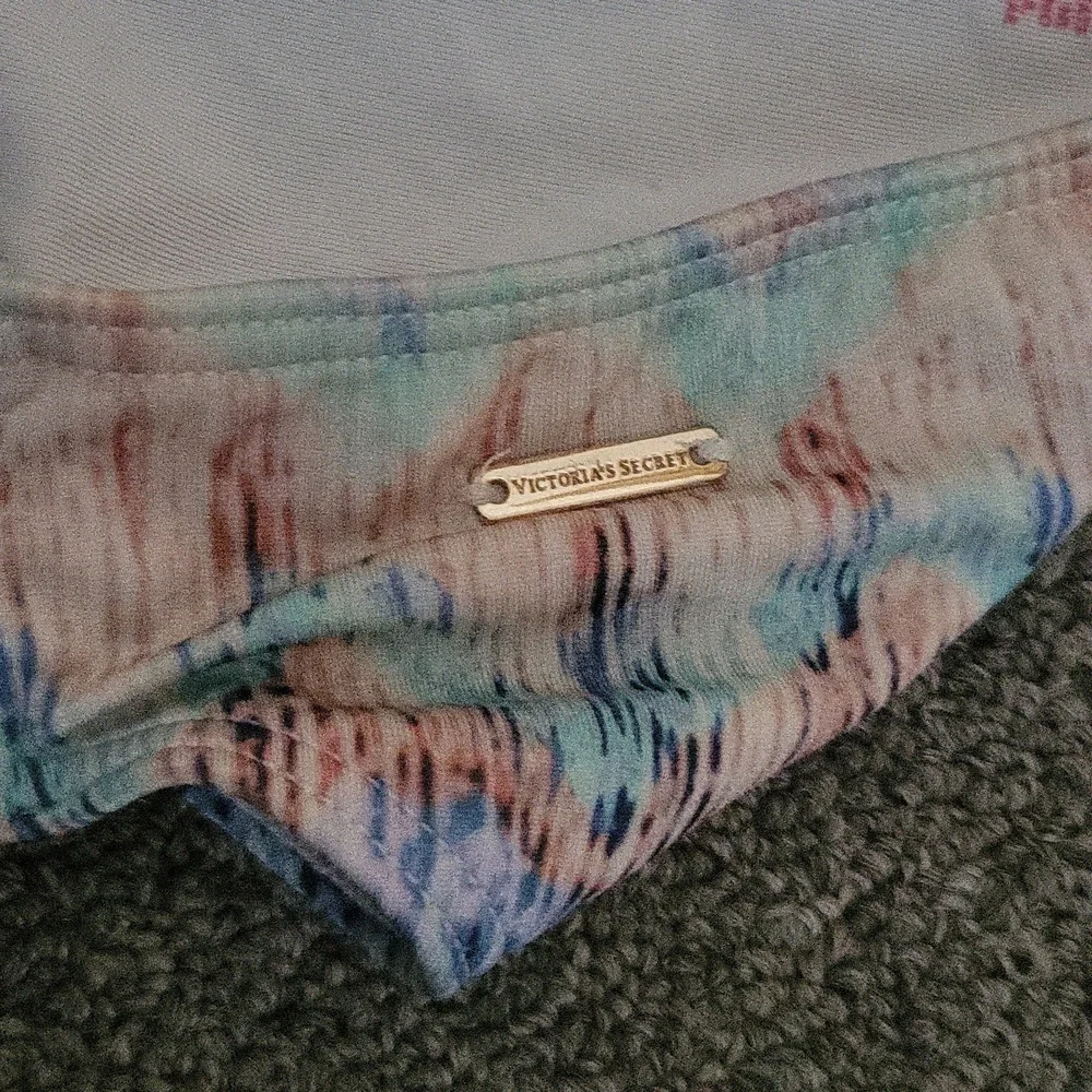 Victoria's Secret White Bikini Bottom - Picture 5 of 6